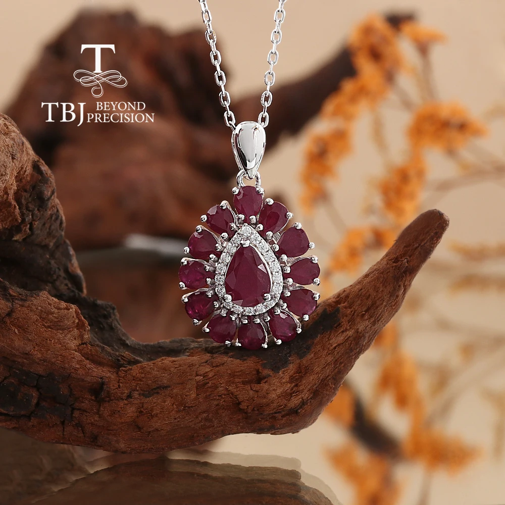 

Women's Classic Natural Pear Ruby Pendant Necklace 925 Sterling Silver Real Gemstones Fine Jewelry for Birthday Festival Gifts