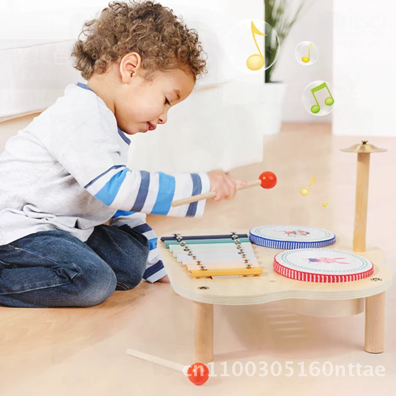 Drewniany stół muzyczny Montessori dla dzieci, wielofunkcyjny, ósemioscienny bęben do uderzania, zabawka dla niemowląt w kolorowej pudełko.