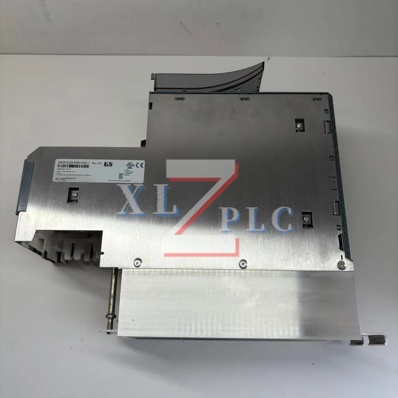 새로운 오리지널 8B0P0220HW00.000-1 서보 드라이브