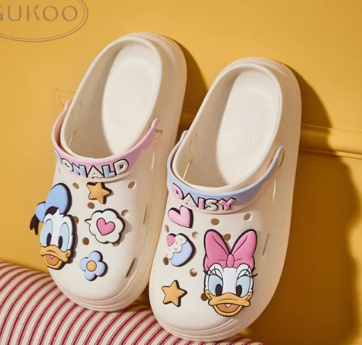 

Fashionable hot selling spot, stepping on poop feeling, Disney Star Baby series, hole slippers, Stitch Angel outdoor slippers