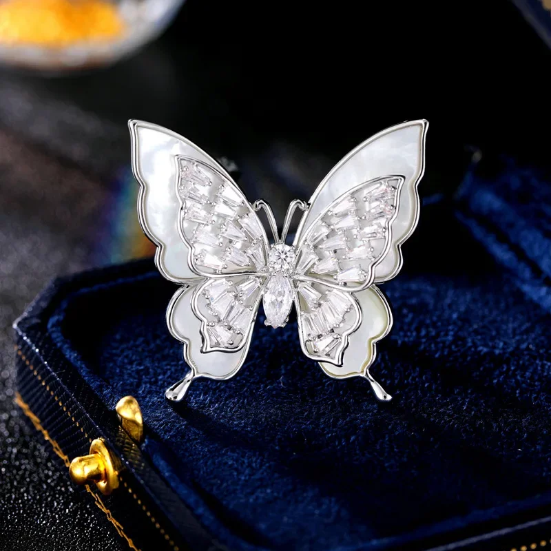 

101Luxurious and high-end clothing corsages, natural mother-of-pearl butterfly brooches for autumn and winter