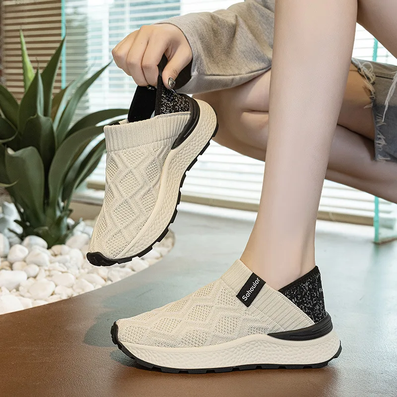 

Women's Versatile Autumn New Breathable Casual Shoes Daily Commuting Non-slip Soft Sole Casual Shoes Women's Outdoor Flat Shoes