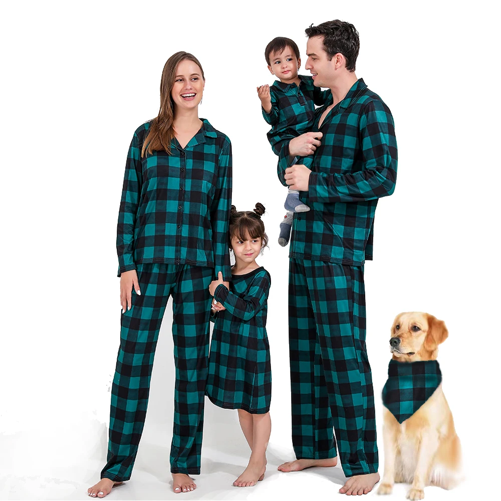 

Christmas Family Matching Pajamas Set Mother Kids Daughter Father Baby Kids Sleepwear Mommy and Me Nightwear Clothes