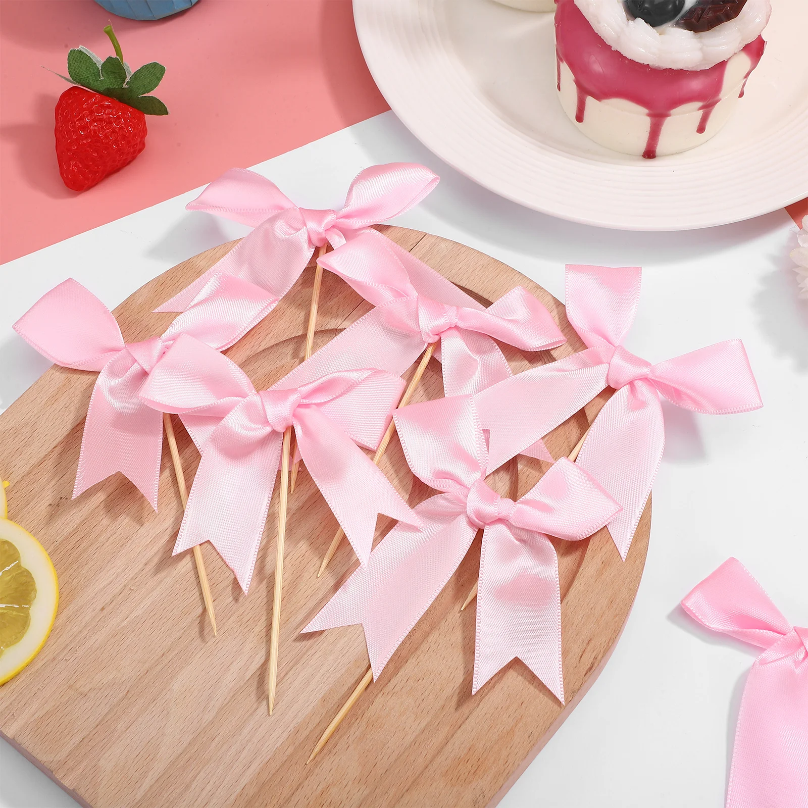 

20Pcs Bowknot Cake Topper Sophisticated Bows for Cakes Birthday Wedding Bridal Shower Decorative Picks Dessert Inserts