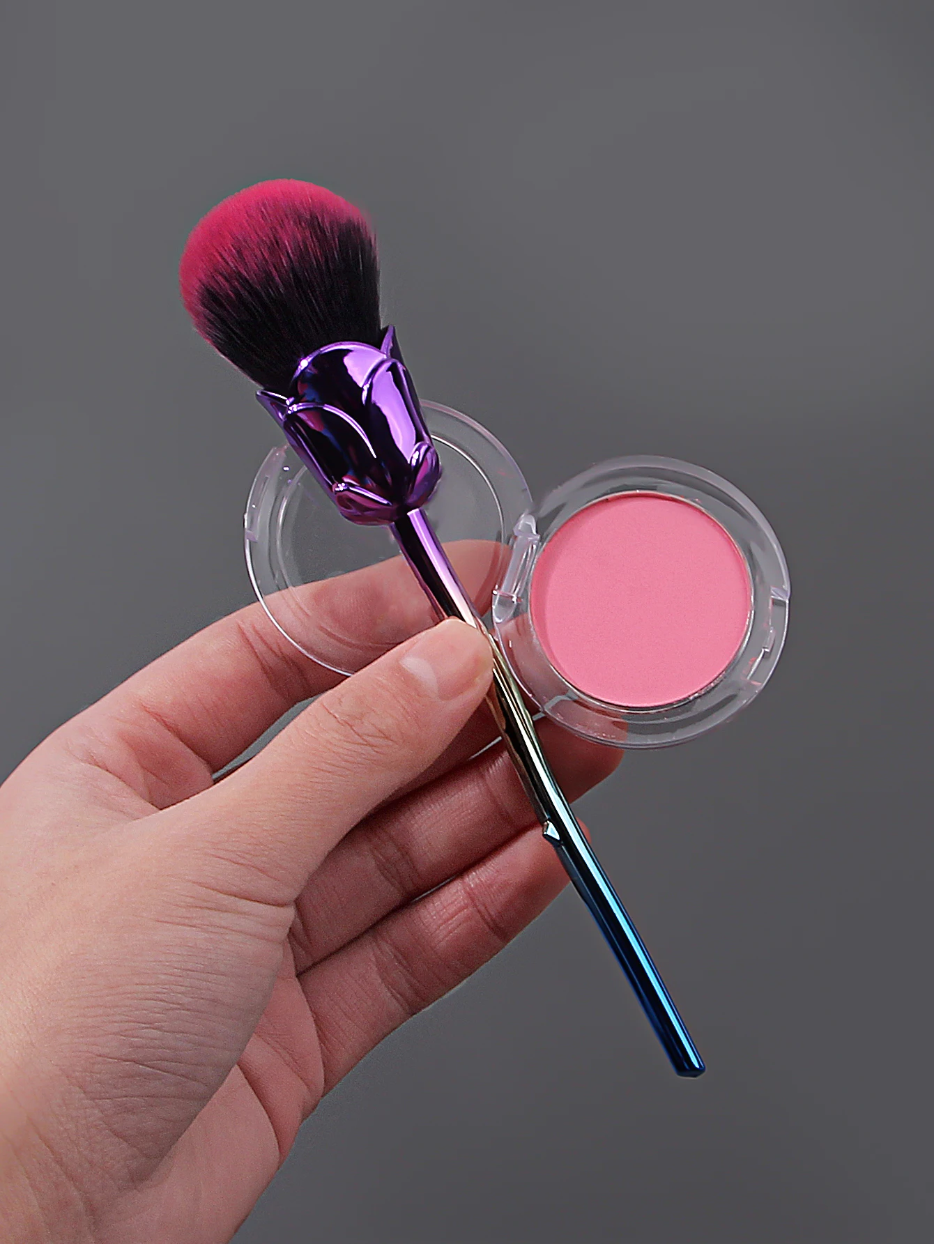 Pennello per fard rosa di alto livello estetico da 1 pezzo, pennello sciolto, pennello per contorno, pennello per trucco viso multifunzionale, strumento di bellezza