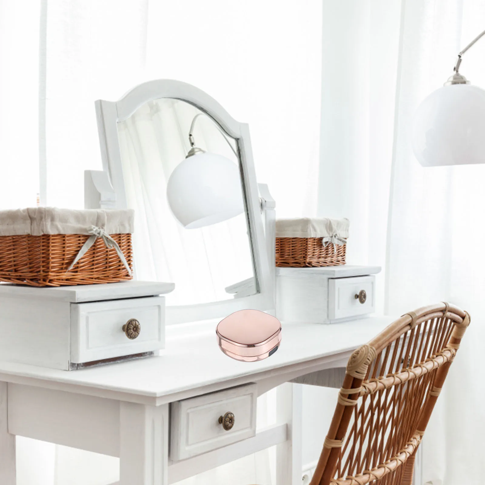 

Empty Cushion Compact Case Minimalist Design Makeup Storage Travel Size Powder Container with Puff for Foundation Blush Loose