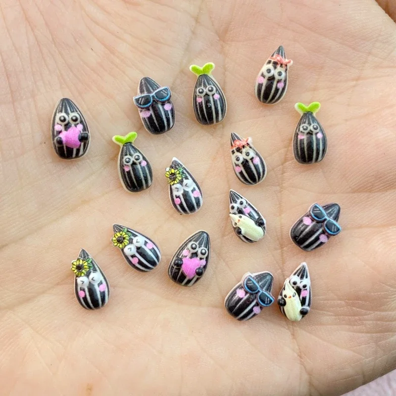 Mini semillas de melón de dibujos animados para manicura, accesorios de resina para uñas, 50 piezas, estilo de Año Nuevo