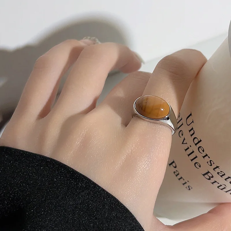 Moda Vintage brązowy Opal kamienne pierścienie dla kobiet dziewcząt srebrny kolor nieregularny okrągły pierścień otwierający estetyczna biżuteria prezent 2024 nowy
