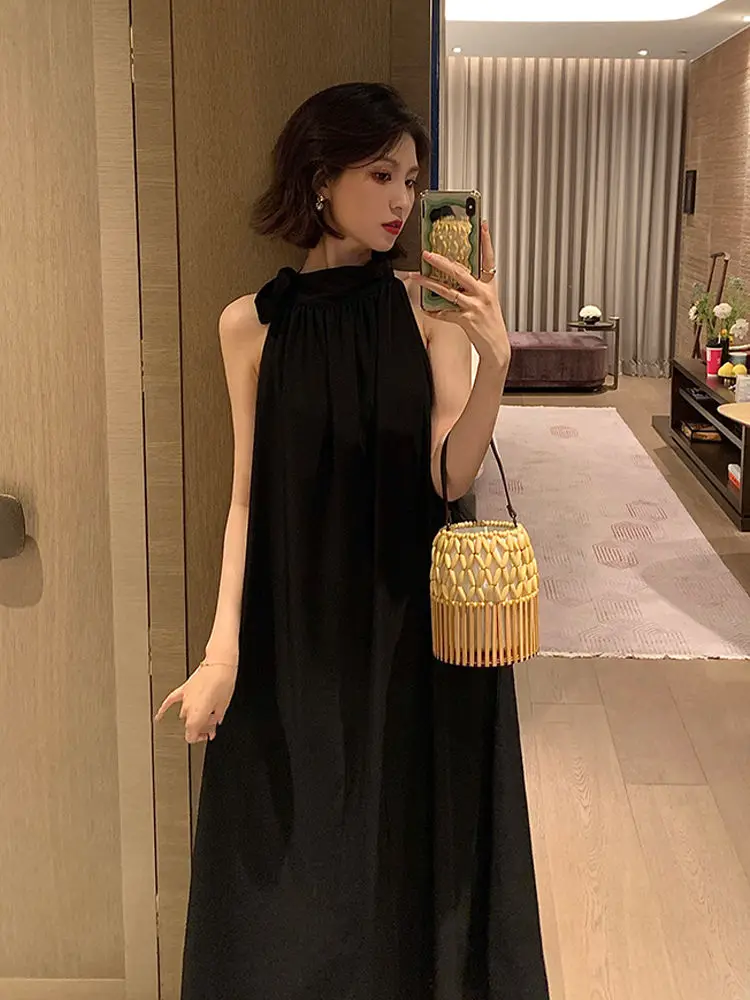 Fashionable Black Neck Hanging Waist Slimming Dress 2024 Women's Summer New High-end Loose Fitting Dresses Female Clothing