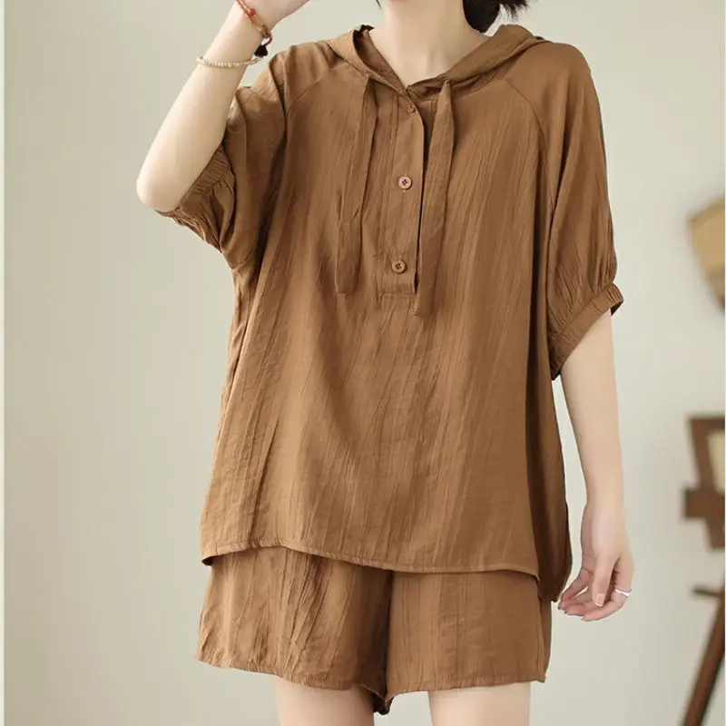 

Сплошной цвет, свободная повседневная толстовка с капюшоном, женские короткие комплекты из 2 предметов, новые координационные женские шорты, летняя мода, трендовый наряд 2025 года