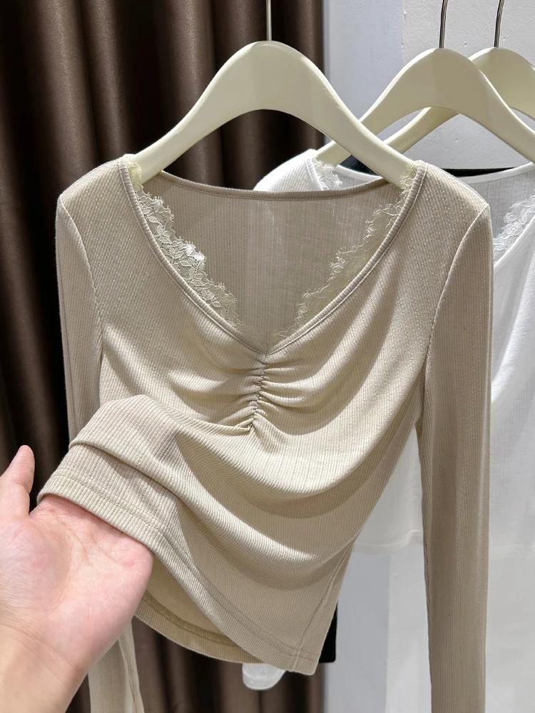 

Chic Lace Trim V-Ne Long Sve Base irt Women Early Spring Pleated Inner ort T-irt Slim Ele Top Korean Sle