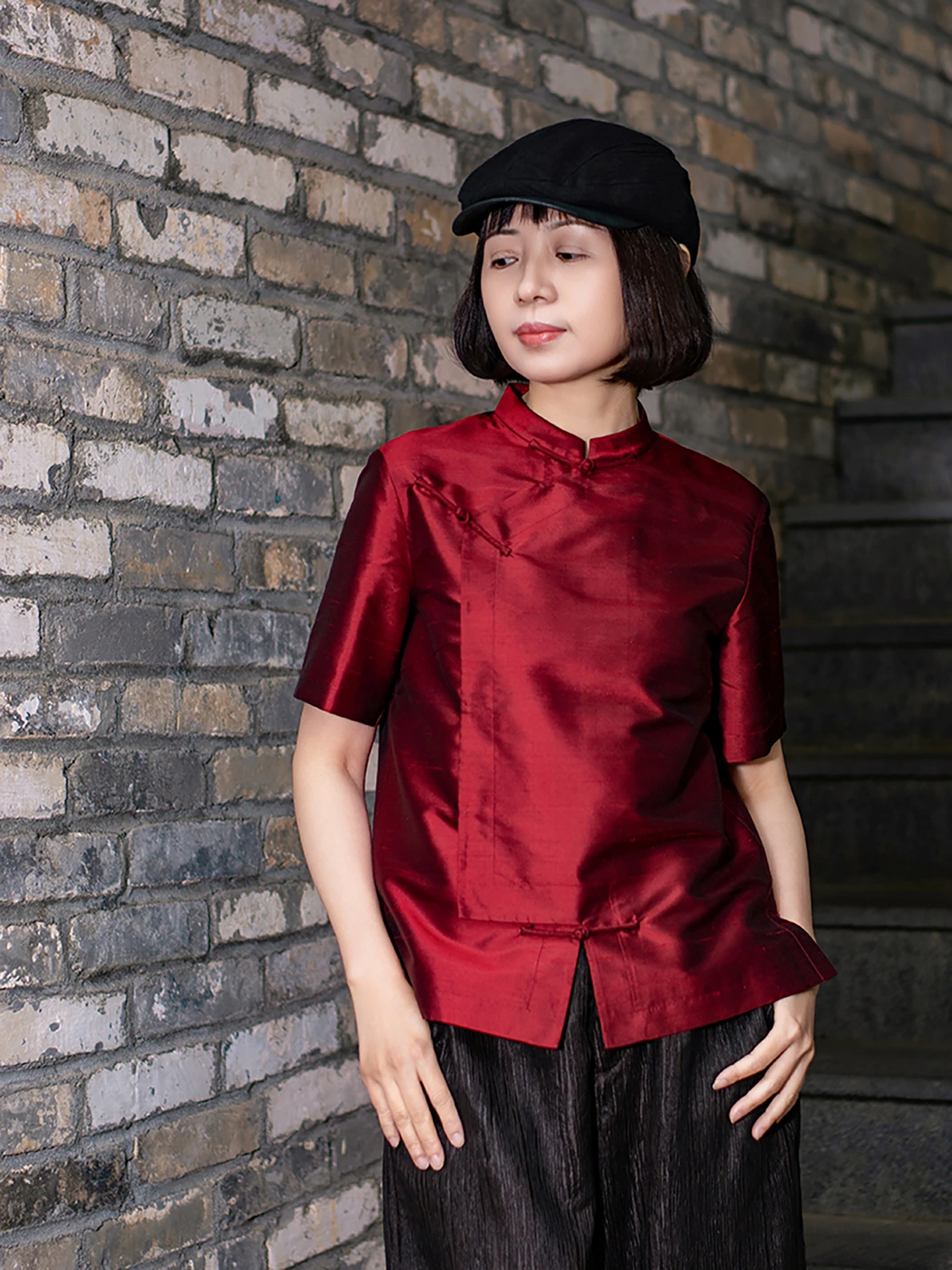 

k Red Double Silk Qipao Sle Top with Stand Collar ort Sve Chinese Traditional Clothing Women's Summer Faion