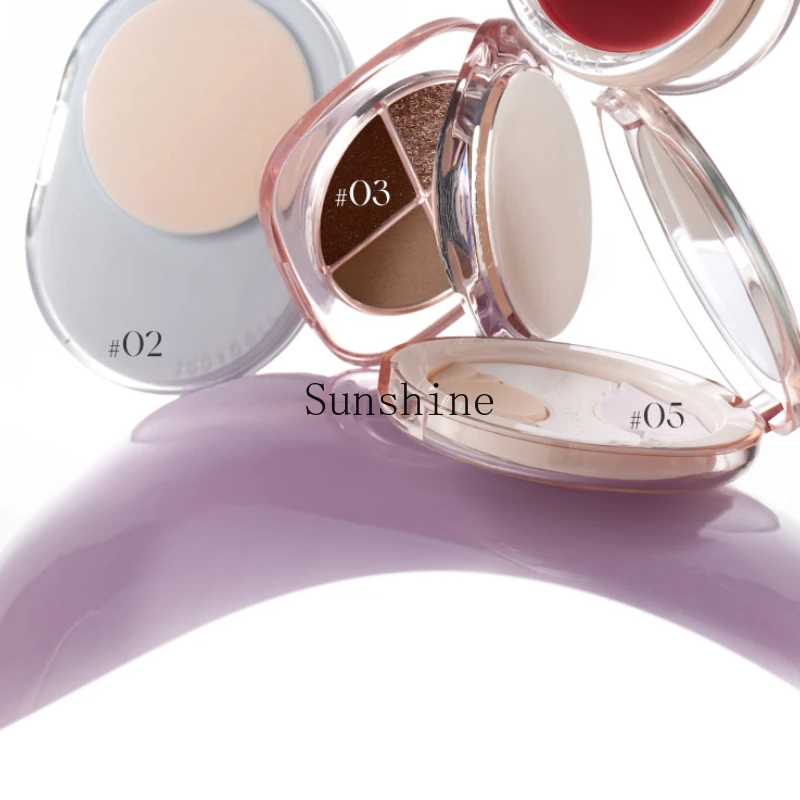 Creation Glaze Beauty Four-color Eyeshadow Disc Daily Light Makeup Matte Earth Color Novice Fine Flash Makeup