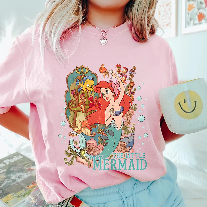 ديزني 2026 شخصية كرتونية جديدة ديزني ليتل ميرميد ارييل جرافيك طباعة المرأة تي شيرت سهل الموضة حجم كبير كم قصير