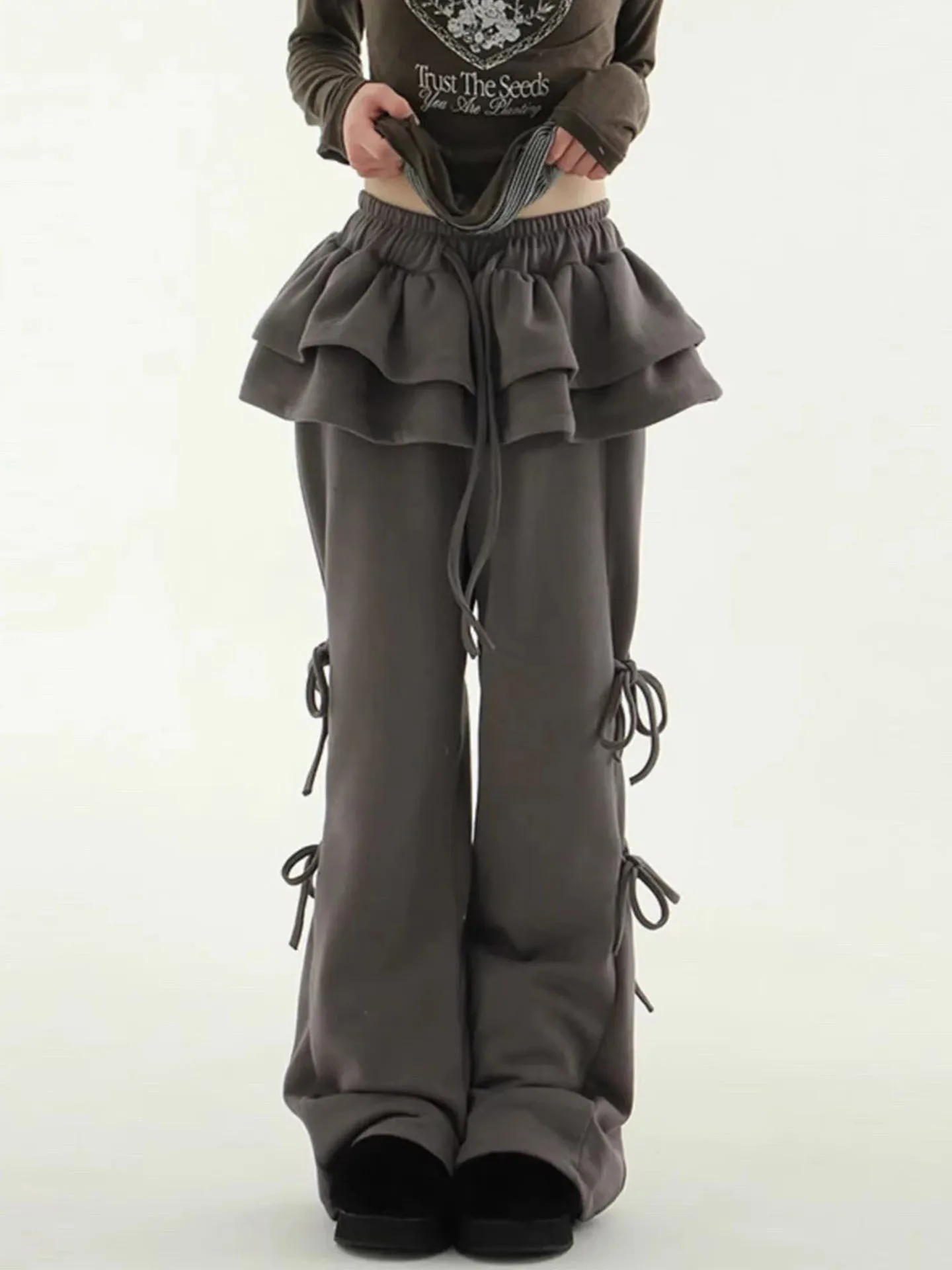 

Gagarich Design Sense сращенная юбка-тортик, искусственные повседневные брюки из двух предметов, женские зимние брюки 2025, новый стиль, прямые брюки с боковым ремешком