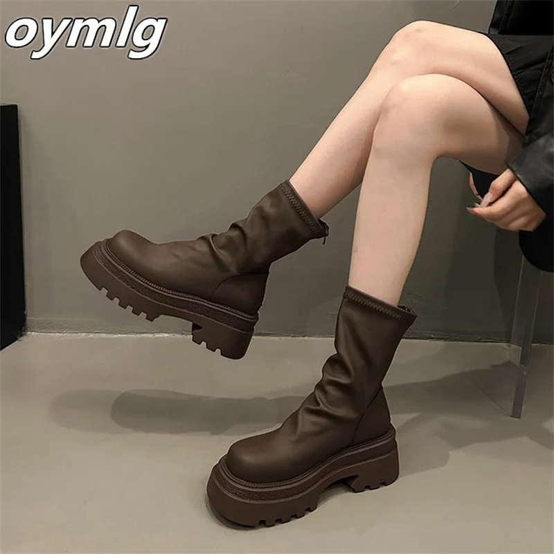 Coarse heeled short boots for women, 2024 autumn and winter new fashion look, slim and thick soled pleated pile boots