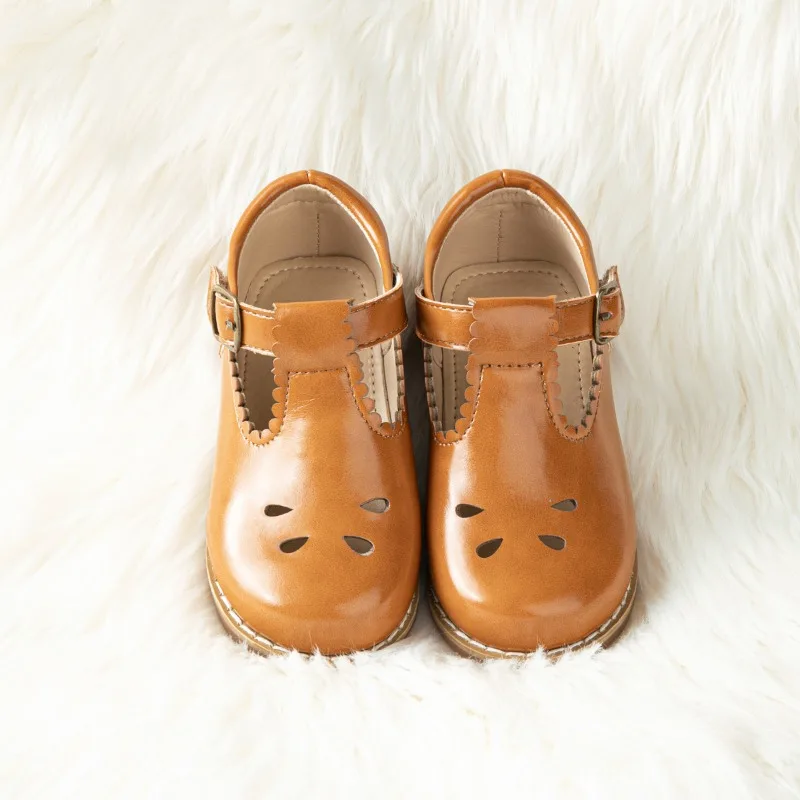 

Spring Autumn Toddlers Causal Shoes for Girl 2025 Fashion Kids Leather Shoes Hollow-out Versatile Children School Uniform Shoes