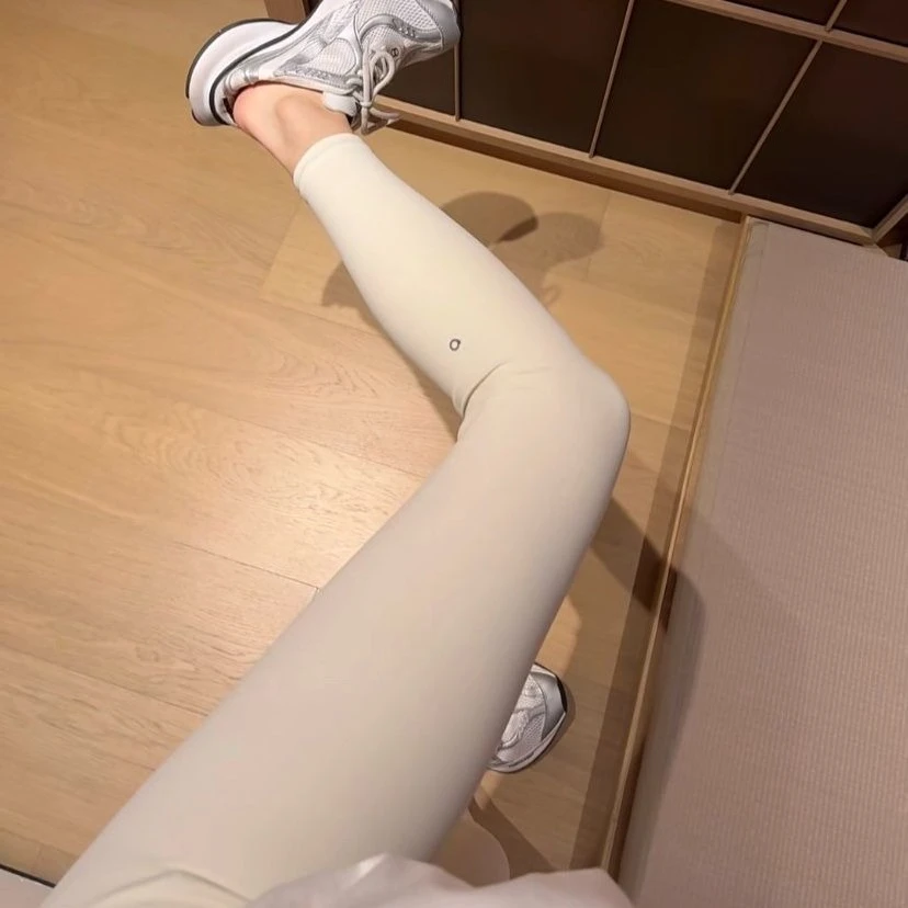 

2026 Women's High Waist Yoga Pants Cream Ivory Buttery Soft 4-Way Stretch Workout Running Leggings Tummy Control