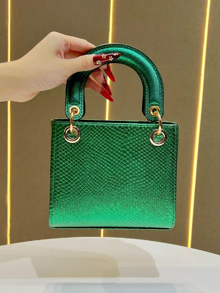 

NEW Luxury Designer Serpentine Square Women's Handbags Stylish Hard PU Leather Polyester Lining Solid Color Tote Bag for Commute