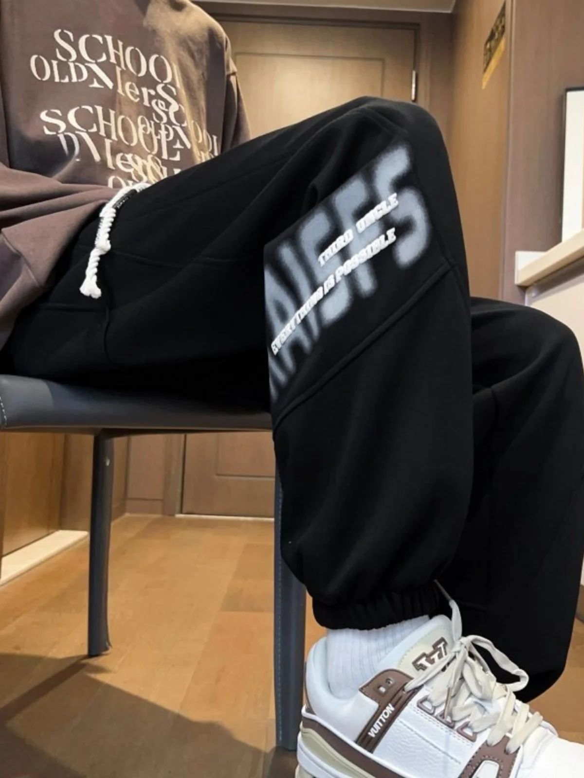 

Американские спортивные брюки свободного кроя для мужчин, весна 2024, новые повседневные брюки, стильные и модные, большие размеры