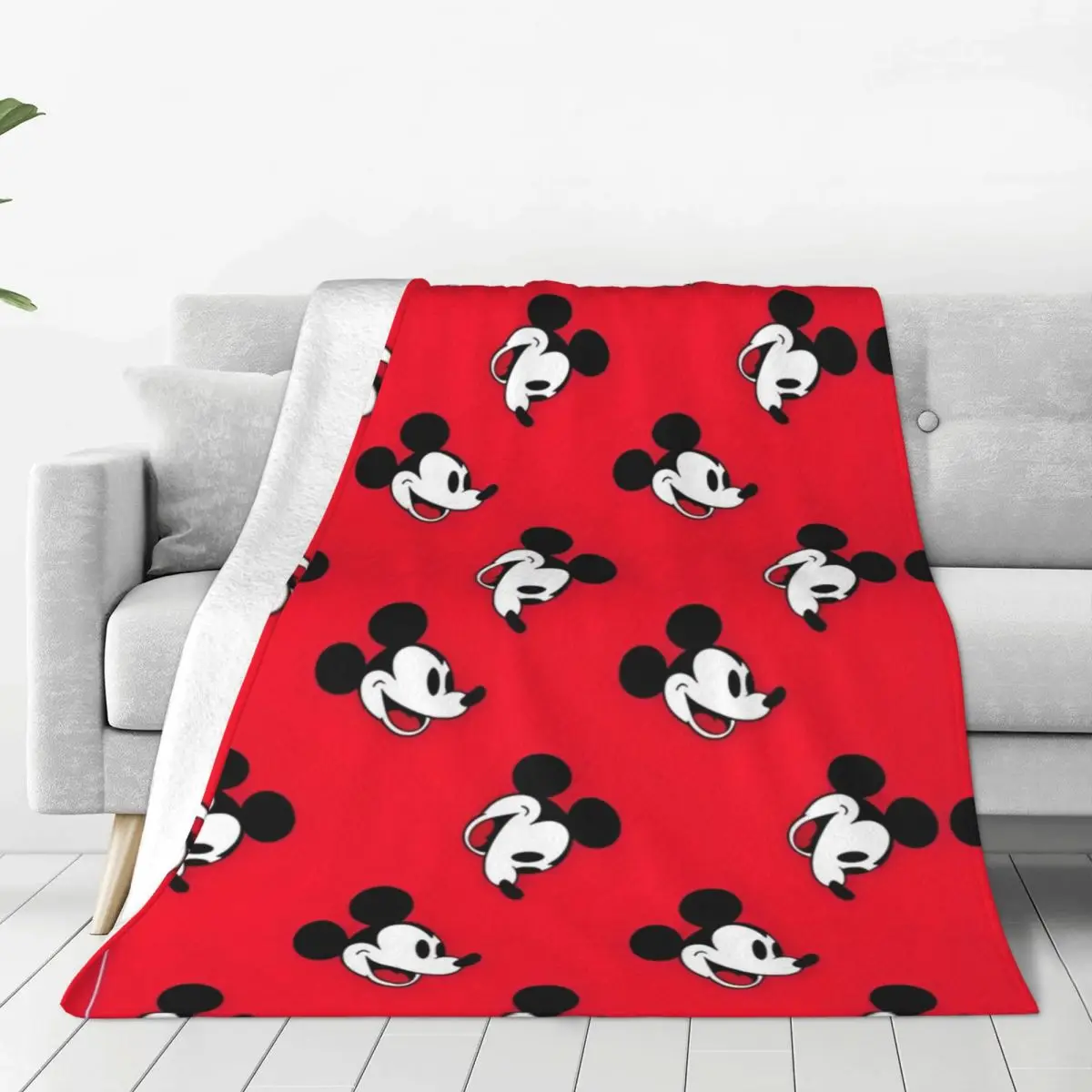 Warm Soft Blanket Picnic Minniso Mickey Mouse Cartoon Throw Blanket Flannel Bedspread For Couch Bed Pattern Sofa Bed Cover