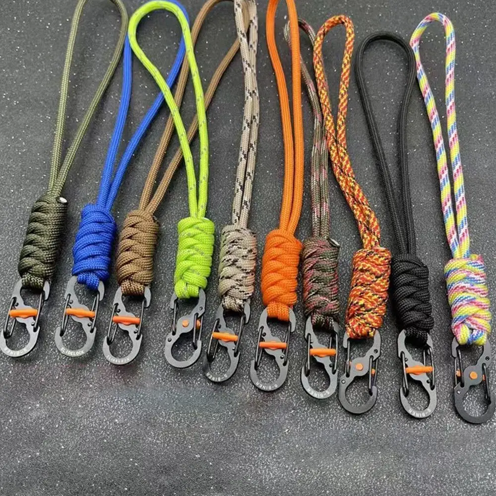 LLavero de Paracord con nudo de serpiente hecho a mano, cuerda de supervivencia de emergencia para acampar, escalada en roca al aire libre, llavero