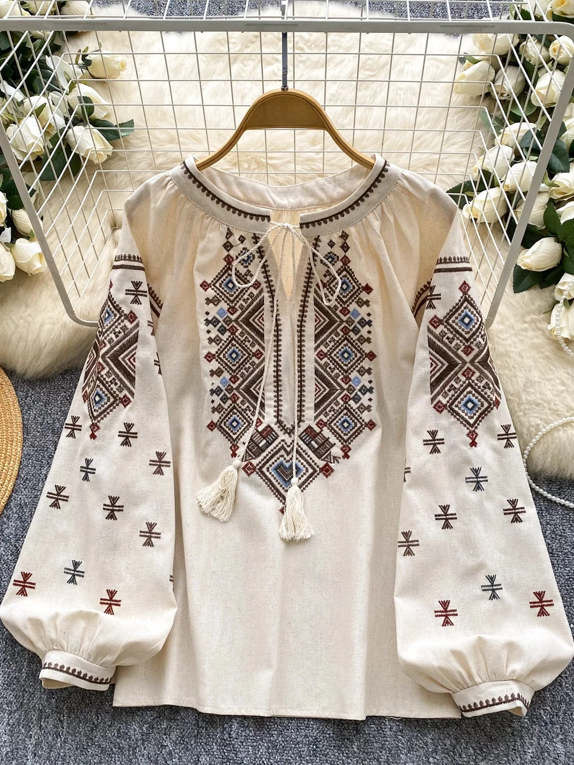 Retro Embroidered Heavy Work Shirt Women's Loose Fit round Neck Lantern Sleeve Casual Versatile Top for Autumn Slimming Effect