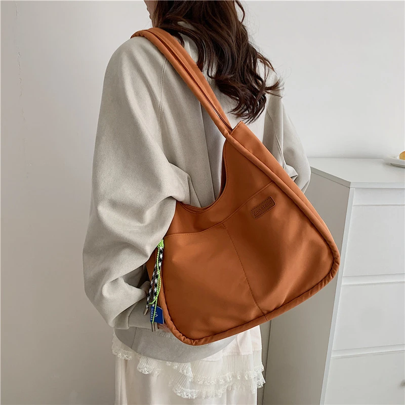 Simple Casual Women's Solid Color Versatile Nylon Fabric Single Shoulder Tote Bag Outdoor Fashion New Commuter Storage Bags