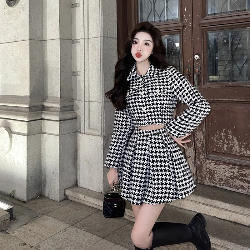 Retro Chic New Jacket Pleated Skirt Autumn Wear Complete Short Dress Set Women's Fashion Two-piece Suits Girls.Hong Kong Style .