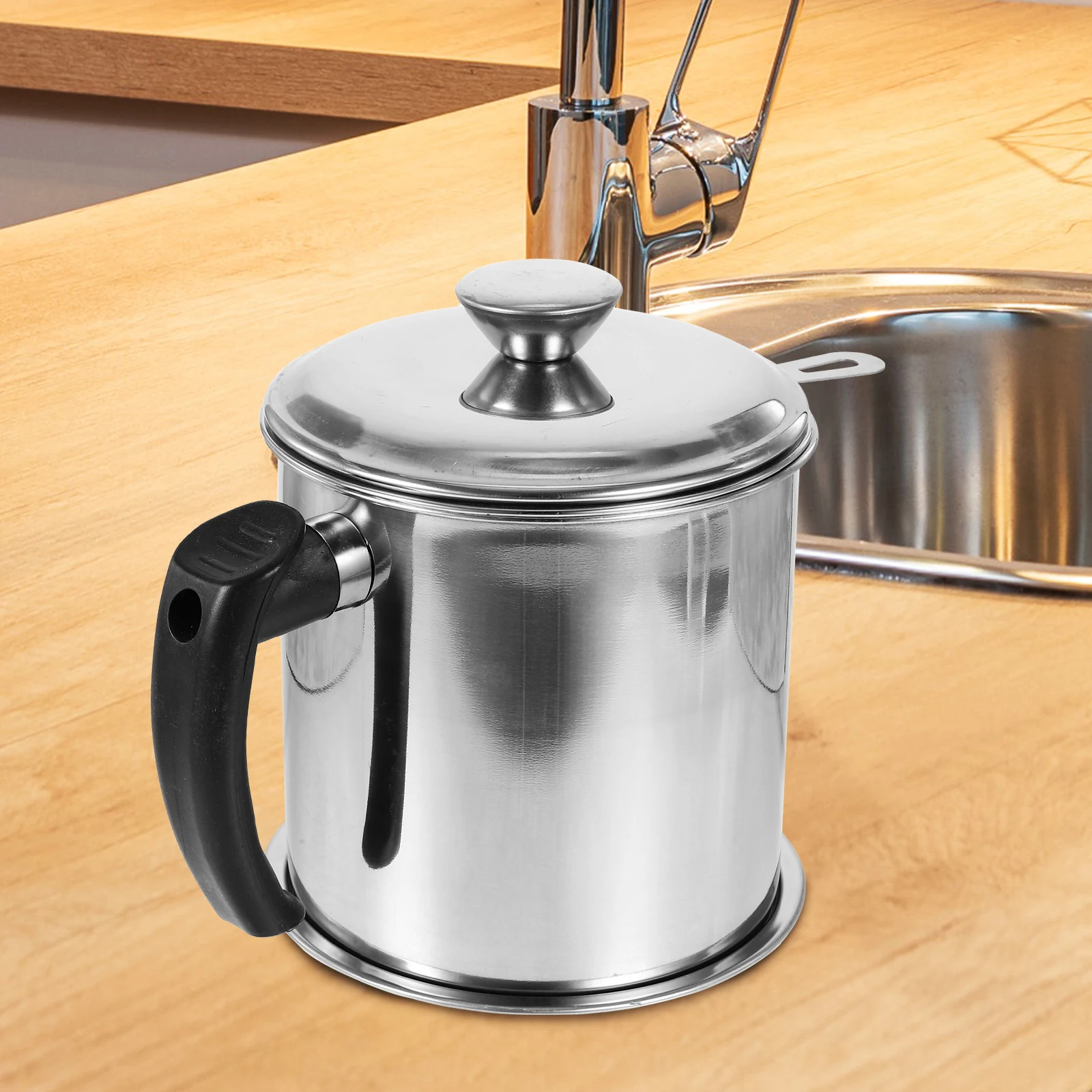 

Stainless Steel Oil Pot with Strainer Reusable Oil Storage Container Grease Can for Home Restaurant Leakproof