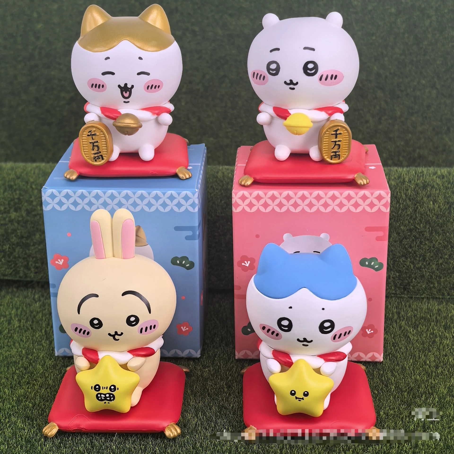 ฟิกเกอร์ชิอิคาวะ อุซากิ ฮาจิวเระ ลัคกี้สตาร์ พร้อมอุปกรณ์เสริมรูปดาวและระฆัง ของเล่นน่ารัก ของสะสม ตกแต่งรูปแมวนำโชค