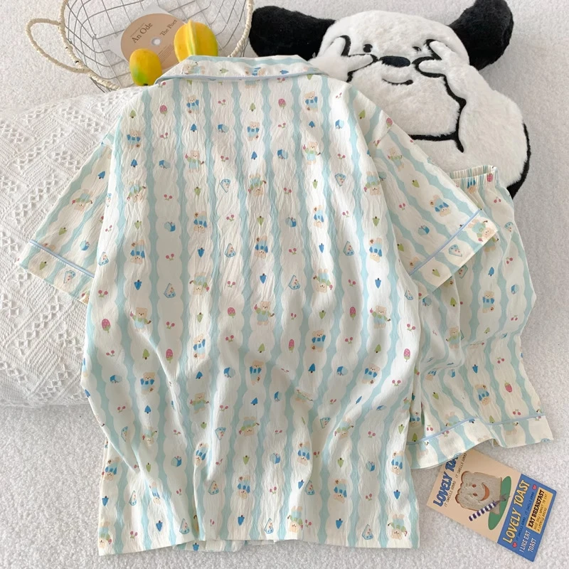 2Summer short-sleeve pajama set for women, comfortable and trendy, shorts suitable for wearing outside, home wear s