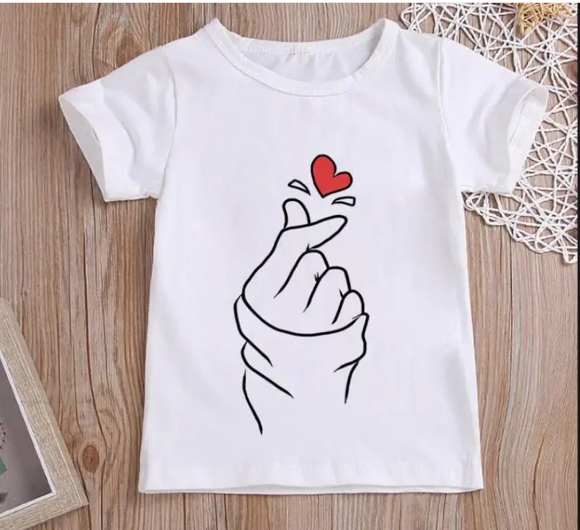 Camiseta con estampado de corazón para niñas, ropa Harajuku Unisex, dibujos animados, 23, 4, 5, 6, 7, 8 años, ropa de cumpleaños para niños