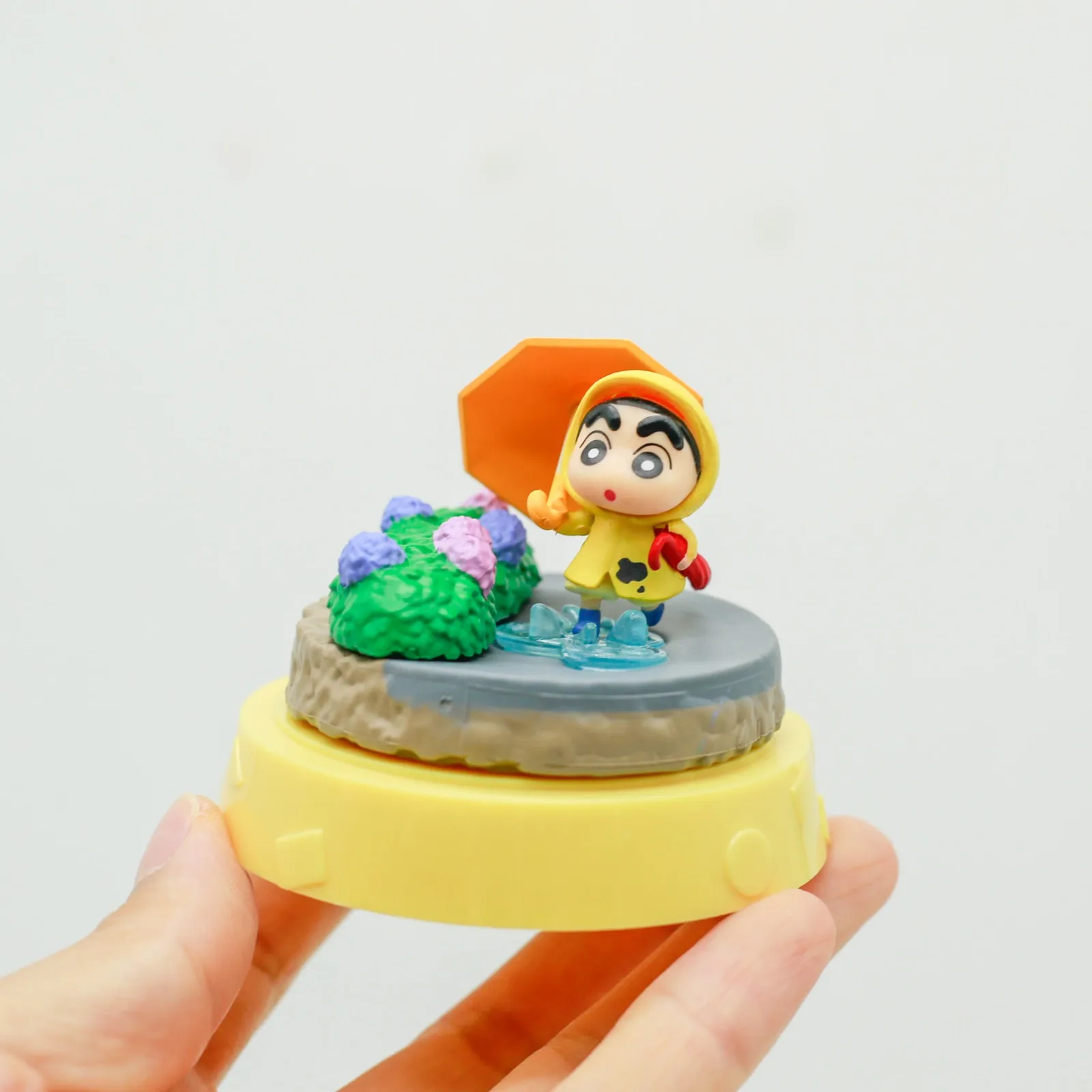 تلوين شينشان تررم أنيمي شخصيات صغيرة في زجاجة الحياة المشهد صندوق أعمى لعبة المقتنيات مكتب ديكور الاطفال هدايا عيد الميلاد