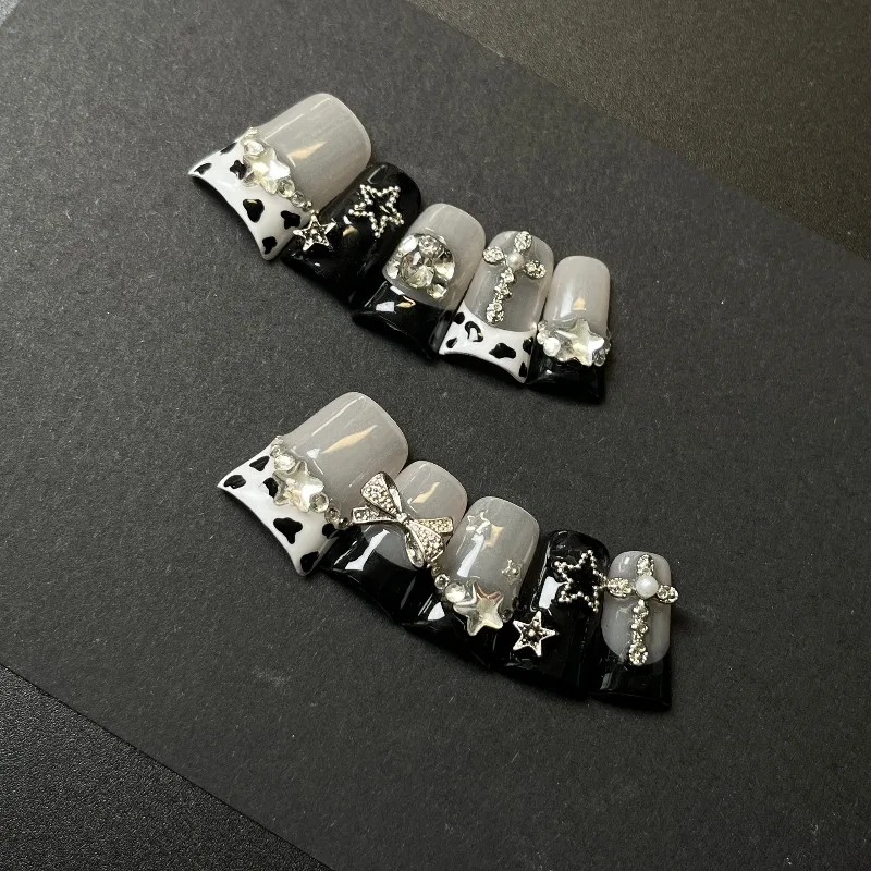 

10 шт., ногти ручной работы с 3D коровьим принтом, серебряный бант, пресс для ногтей, темный готический стиль, острые накладные ногти, альтернативный утконос, ayrndar gratis