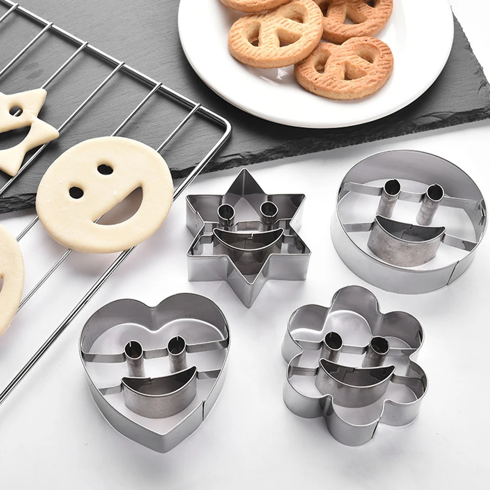 

4Pcs Stainless Steel Cookie Cutters Set For Making Sugar Cookies Cute Shapes Baking Tool