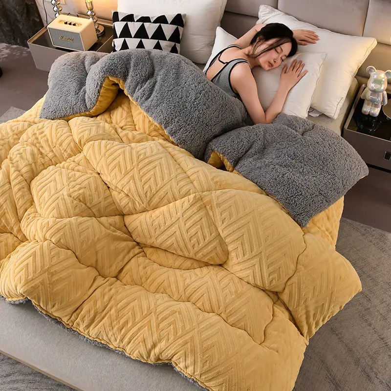 New Super Warm Lamb Wool Quilt Winter Thickened Comforter Warmth Cotton Double-Sided Velvet Soft King Queen Full Size Quilt