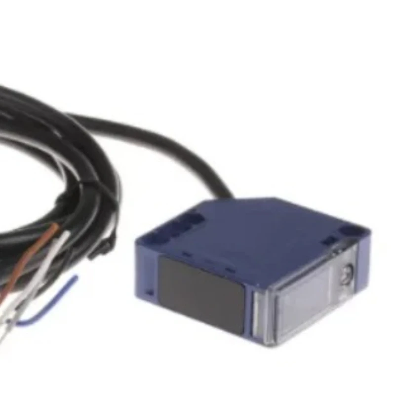 1PCS Brand New original  XUK2ARCNL2T on-beam photoelectric