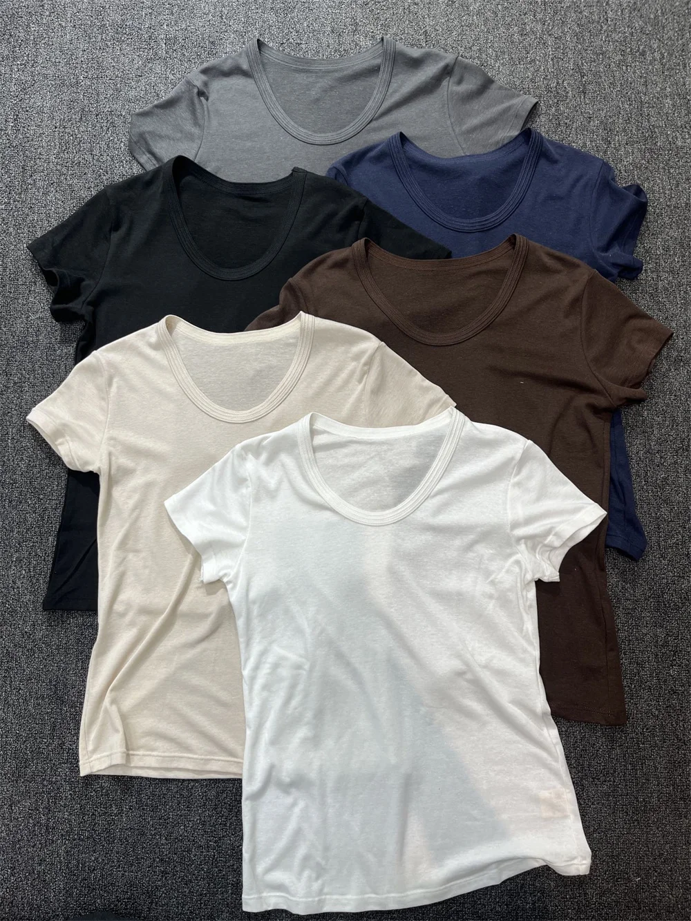 Summer 2026 New Clothes Casual Fashion Versatile Slimming Top U-Neck Multiple Colors T-shirts