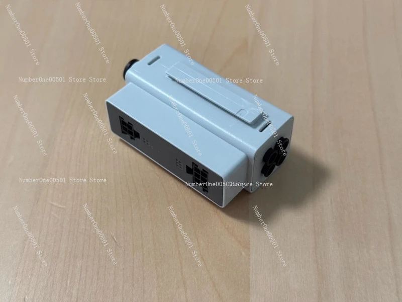 

Hub for A1/A1 mini AMS Units 16 Color 3D Printer Accessory
