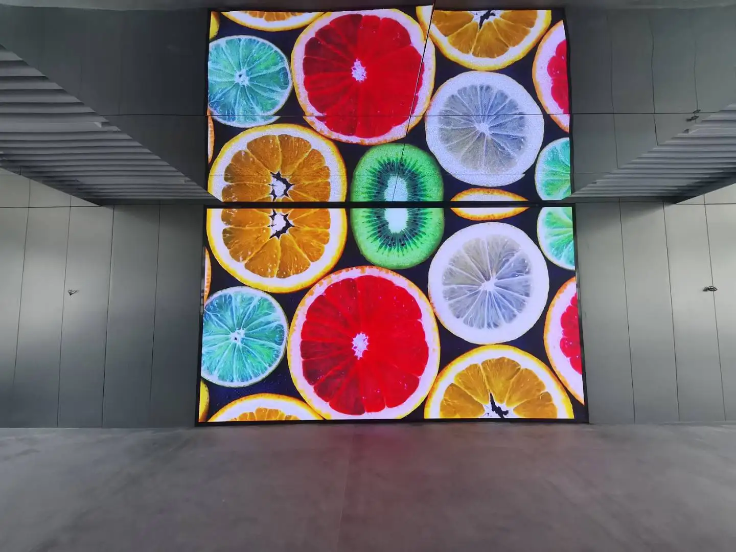 P3.91mm High Brightness Indoor LED Screen 5000nits HDR10+ 1080P 3840Hz Rental Panel for Stage Backgrounds