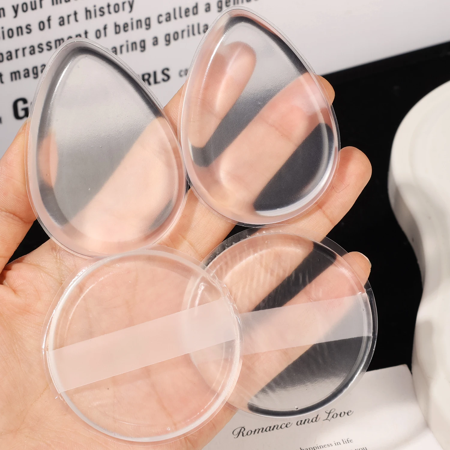 Éponge de maquillage antiadhésive en Silicone, bouffante de poudre, douce, transparente, facile à nettoyer, forme ronde en forme de larme pour une Application lisse, lavable