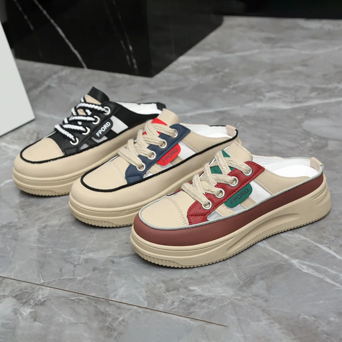 

Женские спортивные шлепанцы с толстой подошвой и сетчатым верхом, модные повседневные кроссовки-полутапочки на шнуровке, коллекция 2025