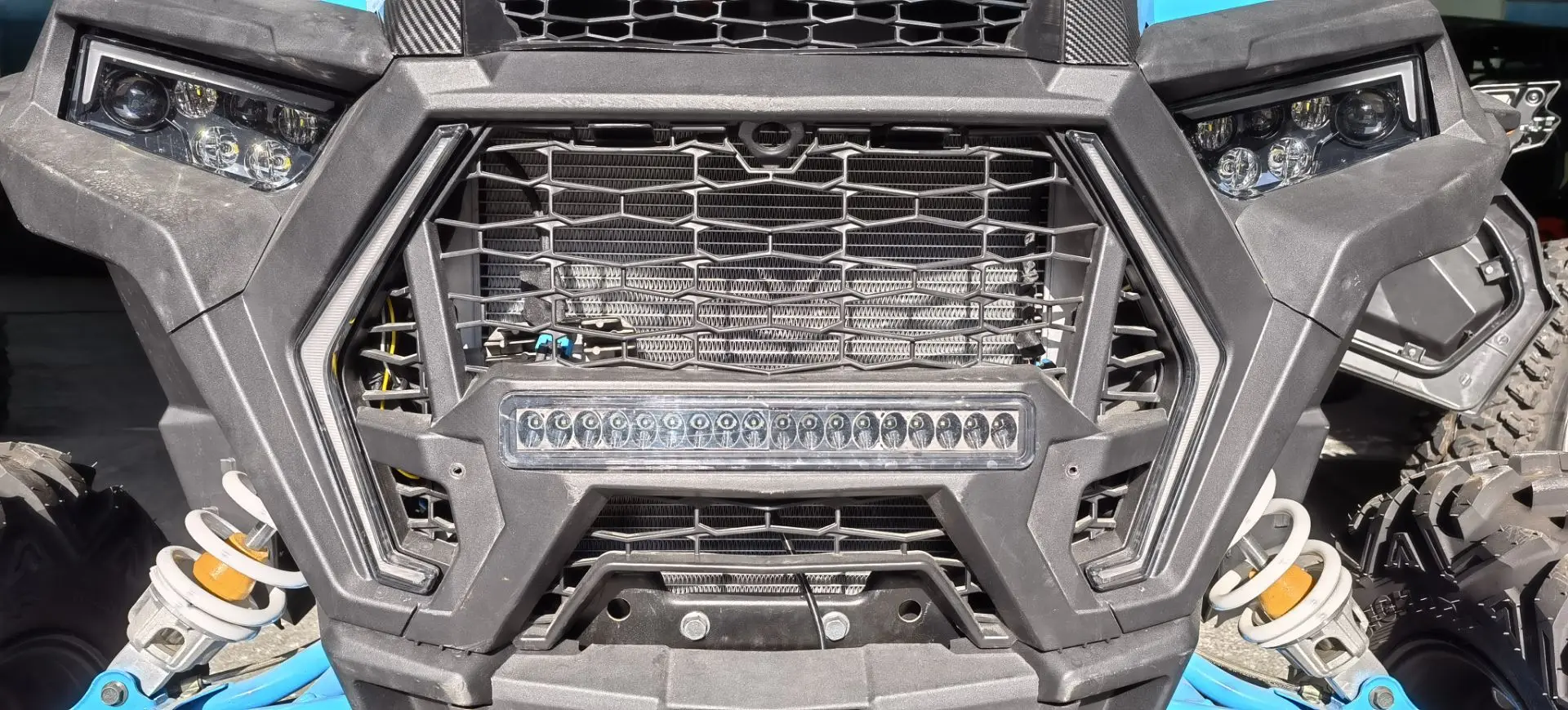 Yongjin UTV  Front Bumper Mesh  Grill with led for Polaris RZR XP