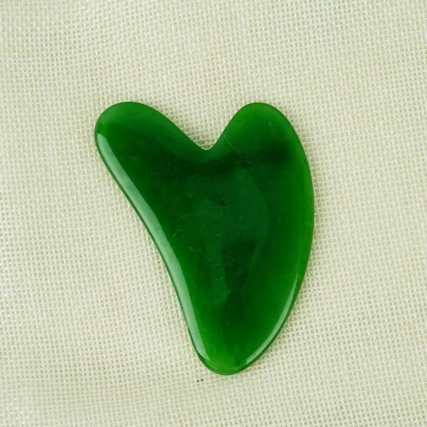 

Heart-shaped Therapeutic Gua Sha Board Body Massage Scraping Tool - Natural Quartz Beauty Essential Healing Experience for Face