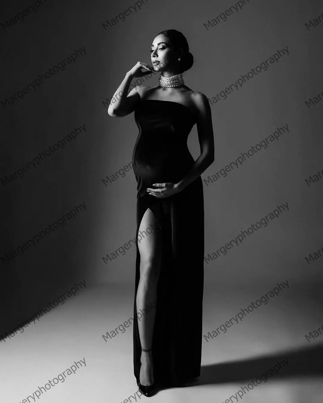 Elegancka długa sukienka ciążowa z odpinanym trenem, nowoczesna sukienka na studniówkę bez ramiączek z wysokim rozcięciem dla kobiet w ciąży, sukienki wizytowe.