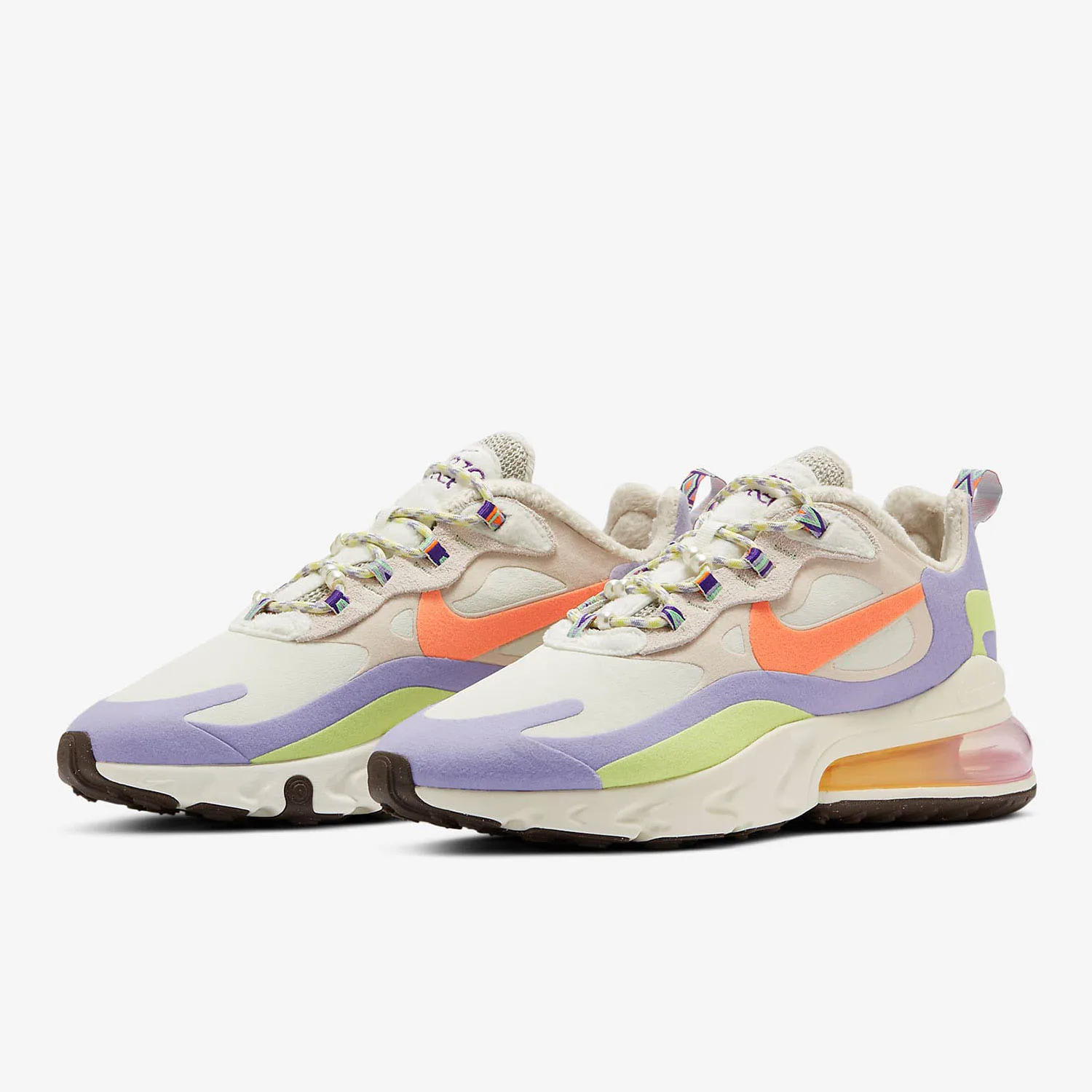 حذاء الجري Nike Authentic Air Max 270 React للنساء ذو نعل هوائي مبطن DC3276-101