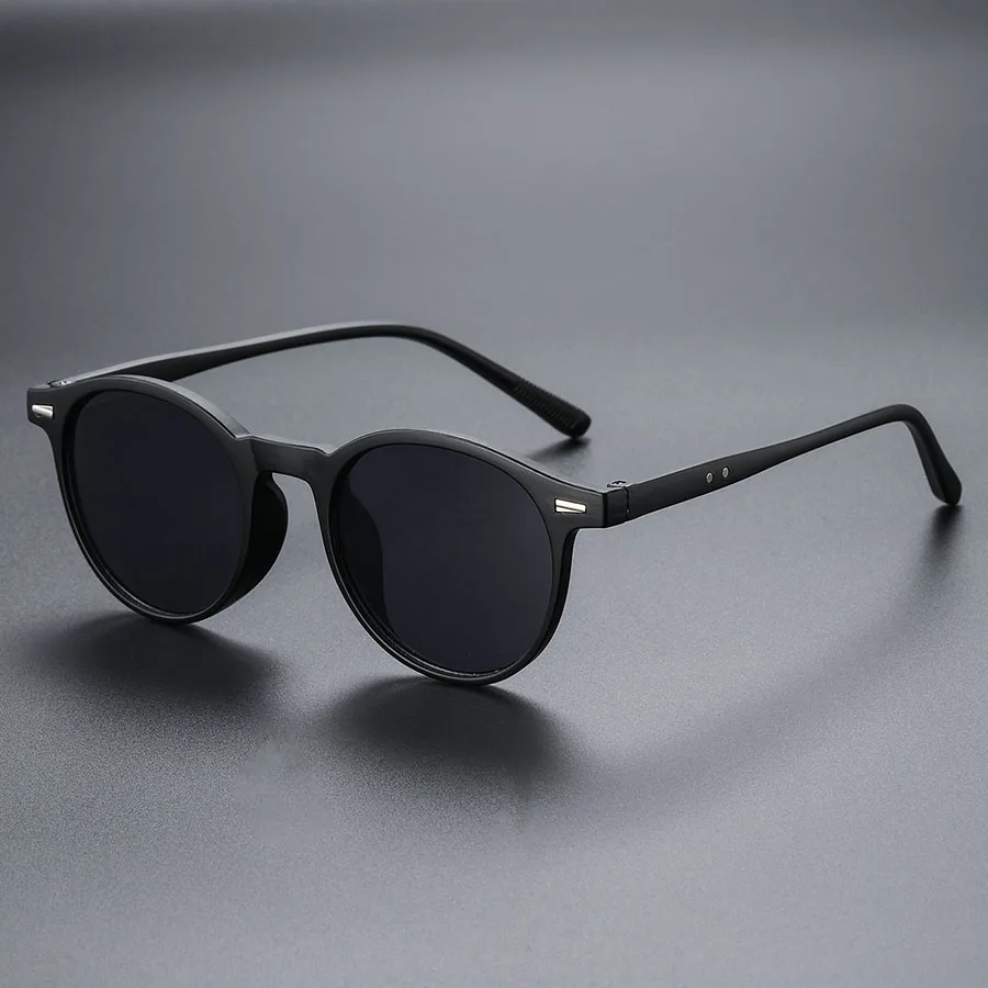 Image of Ultraleichte, ovale Retro-Mode-Sonnenbrille mit Mini-Rahmen zum Fahren und Pendeln, trendige Unisex-Brille, geeignet für alle Jahreszeiten