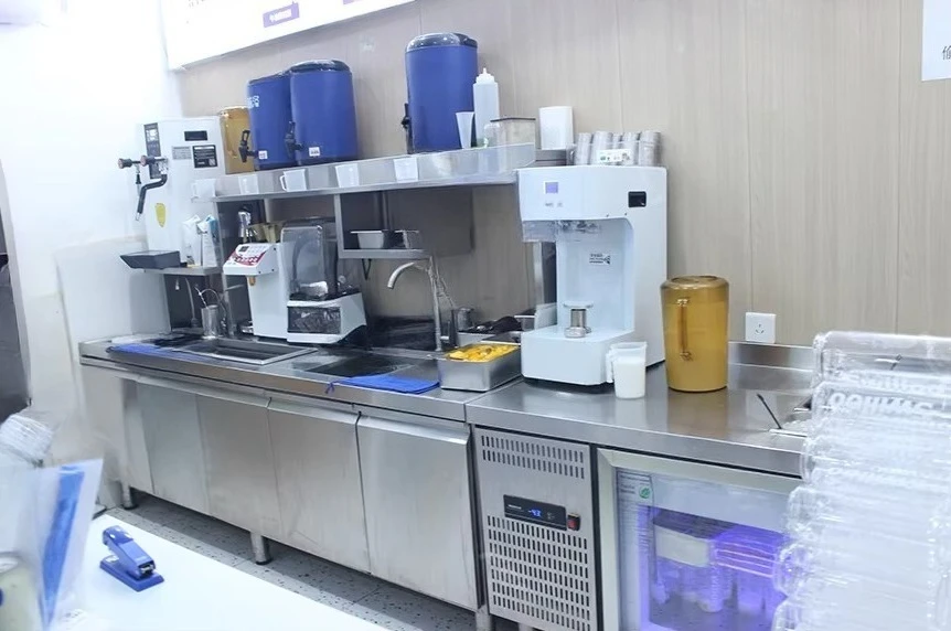Stainless Steel Boba Tea Tea Workbench Milk Station Customized Chiller Freezer Table Sink Bubble Tea Bar Counter Equipment