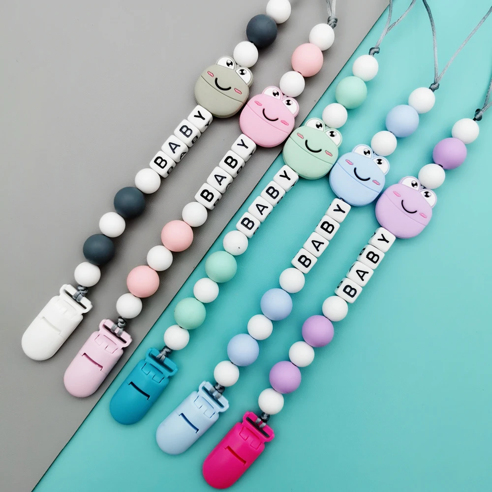 Custom English Russian Letters Name Baby Silicone frog Pacifier Clips Chains Teether Pendants Baby Pacifier Kawaii Teether Gifts